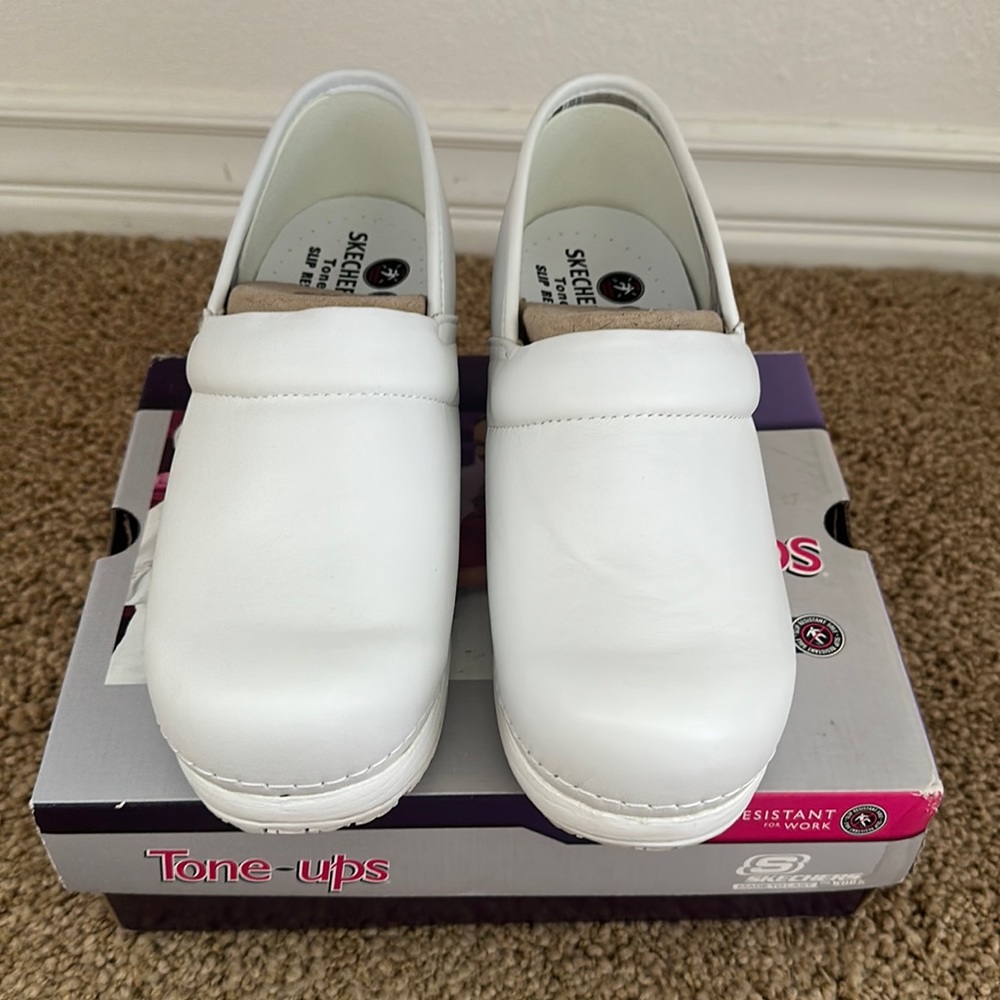 Skechers Clog SR White BRAND NEW